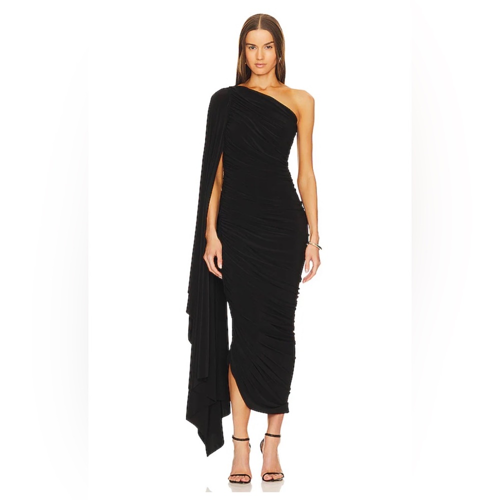 NORMA KAMALI Diana Gown W/ Sleeve in Black
